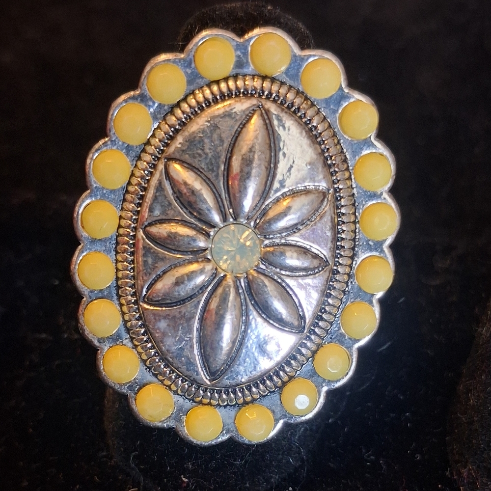 Paparazzi Yellow And Silvertone Floral Statement Ring